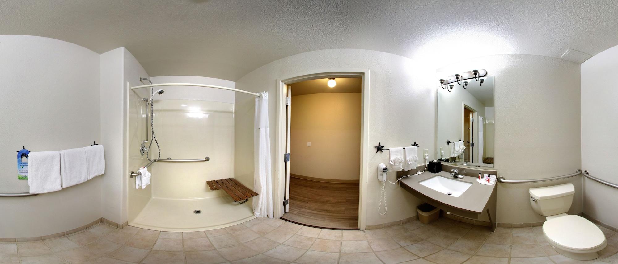 Days Inn & Suites By Wyndham Llano Eksteriør billede