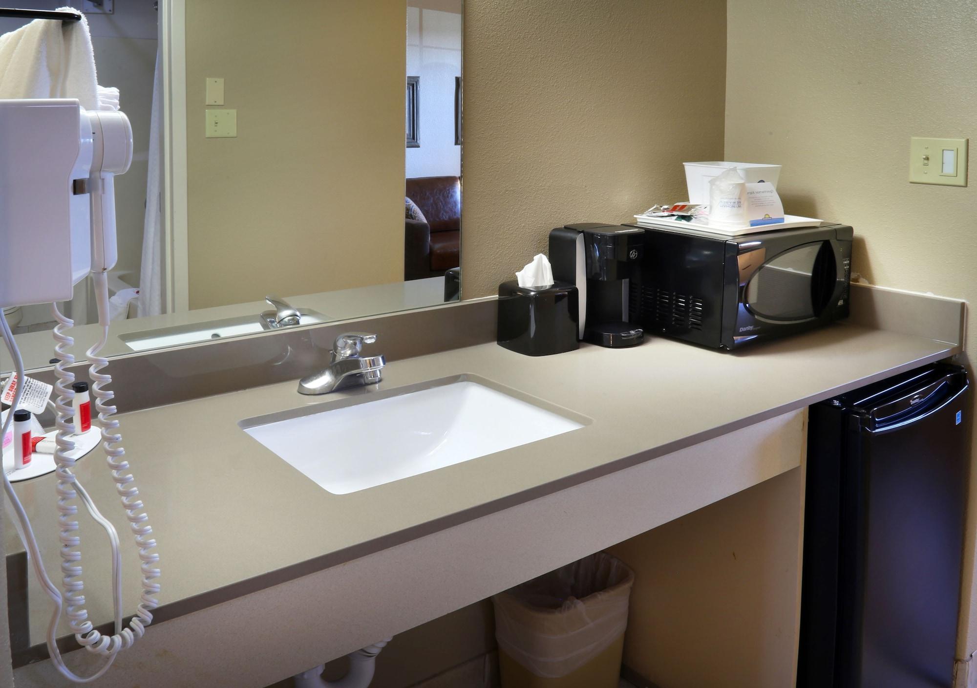 Days Inn & Suites By Wyndham Llano Eksteriør billede