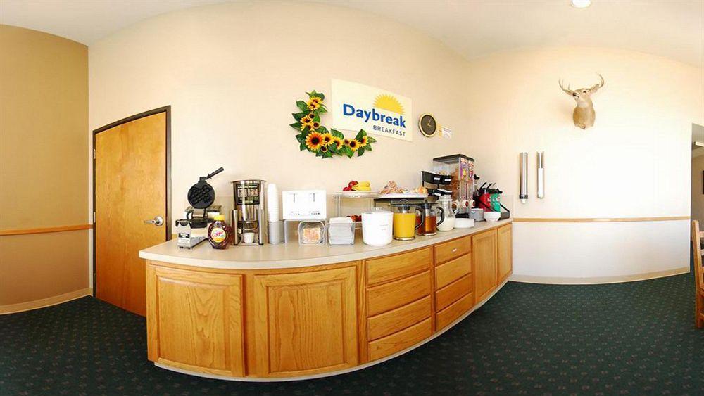 Days Inn & Suites By Wyndham Llano Eksteriør billede